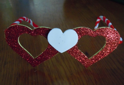heart shaped glasses valentines craft